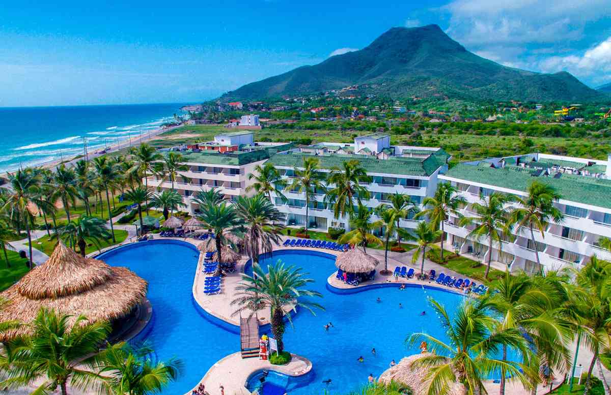 Sunsol Hoteles: Espacios de Descanso y Vitalidad para Toda la Familia